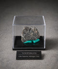 Yooperlite naturelle – Pierre lumineuse UV | Pierre énergétique et de collection