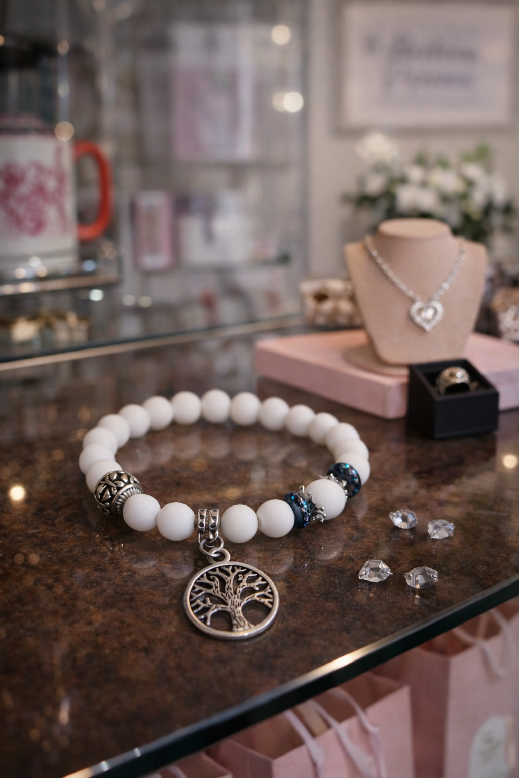 Bracelet Élastique Perles Blanches – Arbre de Vie Spirituel