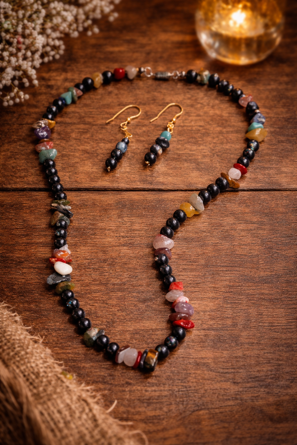 Ensemble Collier & Boucles d’Oreilles Pierres Naturelles Multicolores – 44 cm