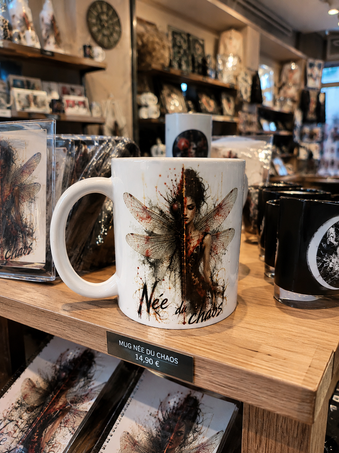 Tasse Gothique “Née du Chaos” – Illustration Fantasy Mystique 11 oz