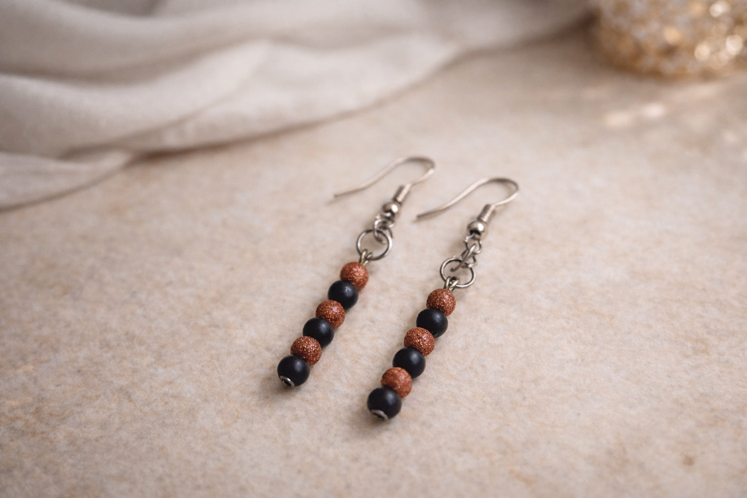 Boucles d’Oreilles Élégance Noire & Cuivre