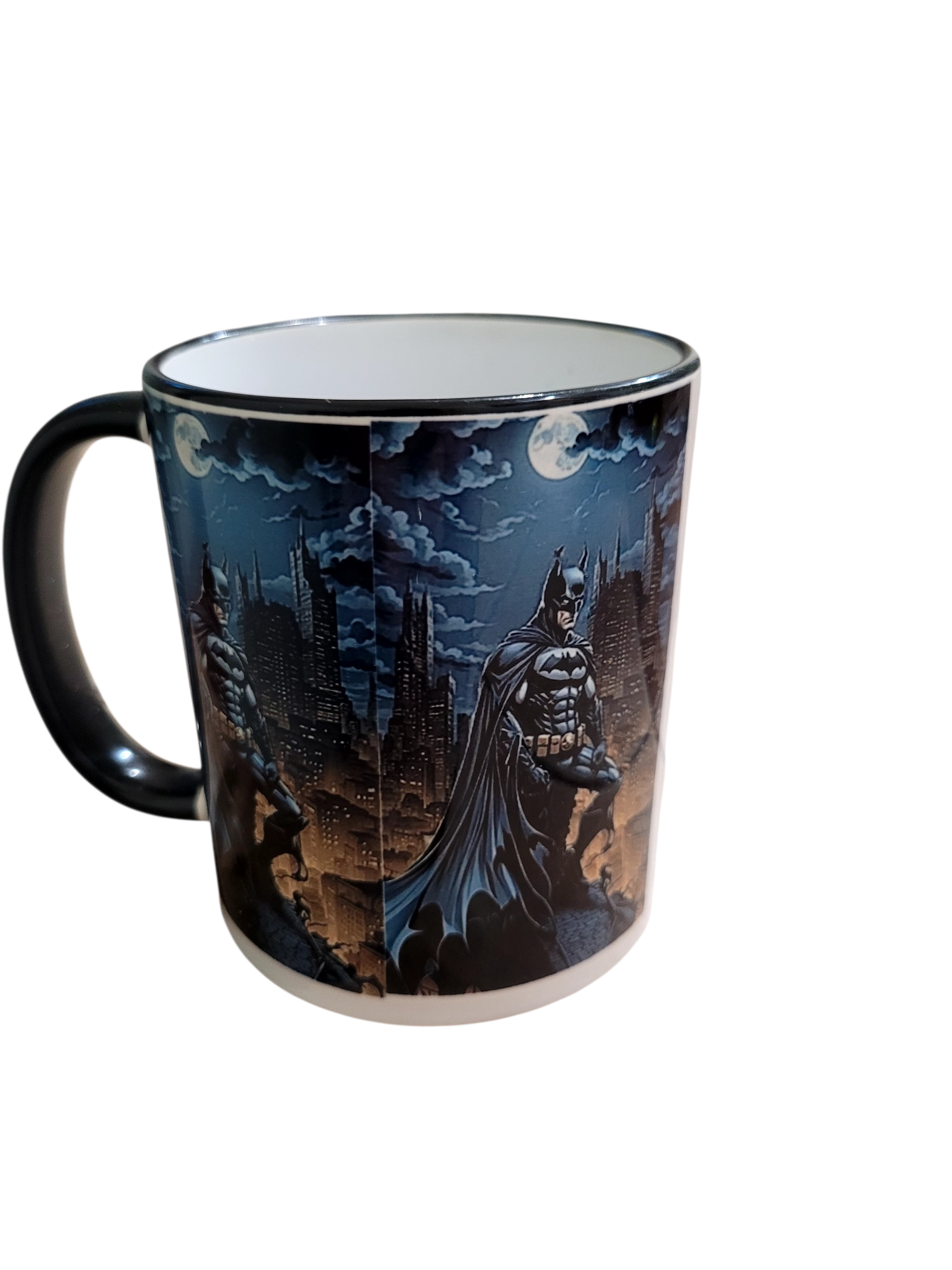 :
Tasse Batman Nuit de Gotham – Mug 11 oz Super-héros