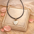 Collier cœur nacré – cordon noir 44 cm