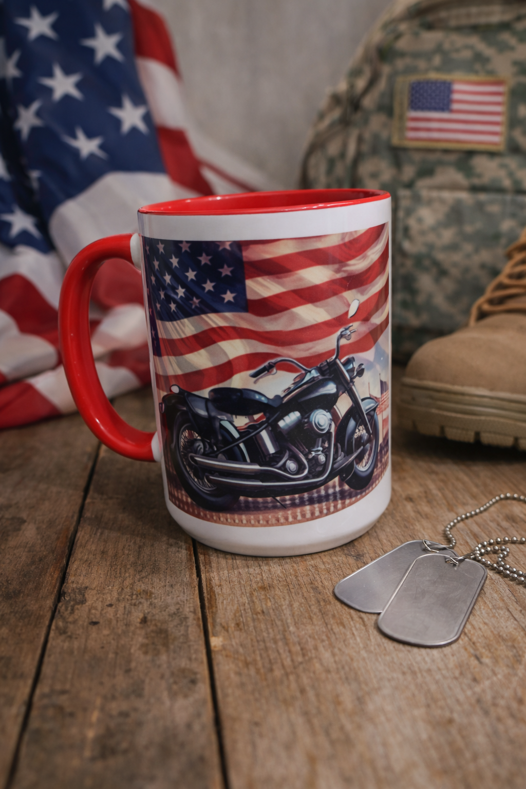 Tasse 15 oz Loup Patriote & Moto – Style liberté et aventure