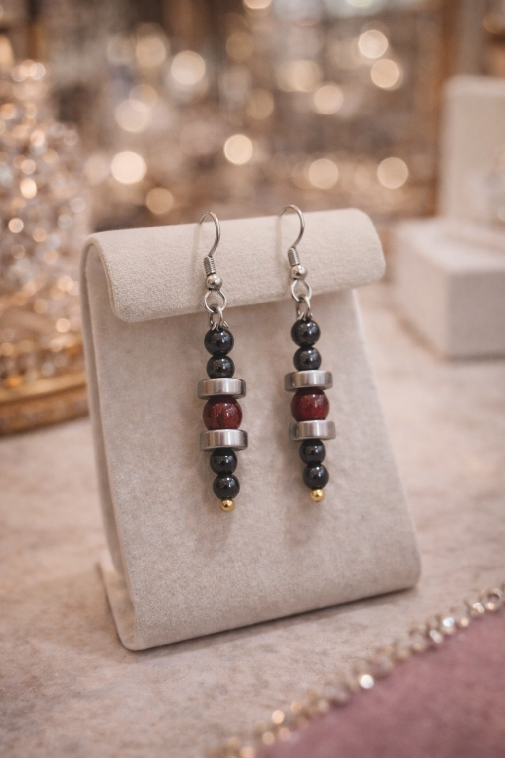 Boucles d’oreilles perles rouges et noires – Acier inoxydable